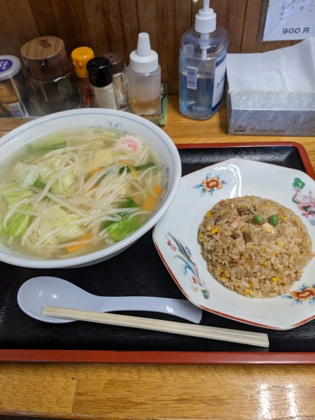 「タンメン＋半ソースチャーハンセット」@萬瀬食堂の写真