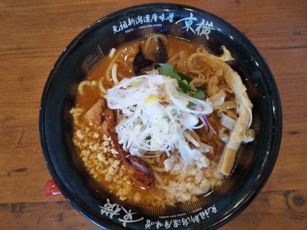 「新潟濃厚みそらーめん」@東横 新潟駅前店の写真