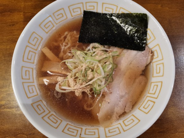 「煮干し中華並」@らーめん るうすと 鶴岡駅前店の写真