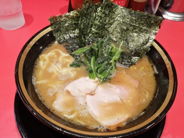 「ラーメン　並　　770円」@環2家 川崎店の写真