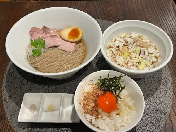 「昆布水つけ麺＆まかないご飯セット」@麺屋おやゆびの写真