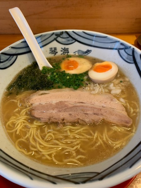 「ランチBセット（琴海らーめん＋唐揚げ3個）」@長崎らーめん 琴海の写真