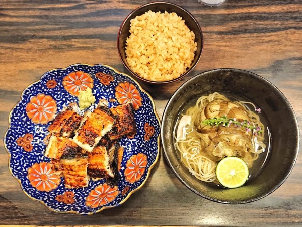 「鰻SP」@稲荷屋の写真