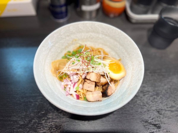 「特製まぜそば 850円(本日はオープン記念300円引き)」@はらぺこマングースの写真