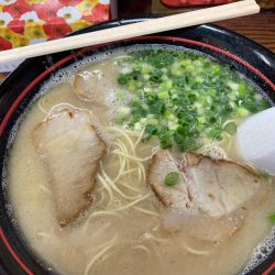 ラーメン700円
