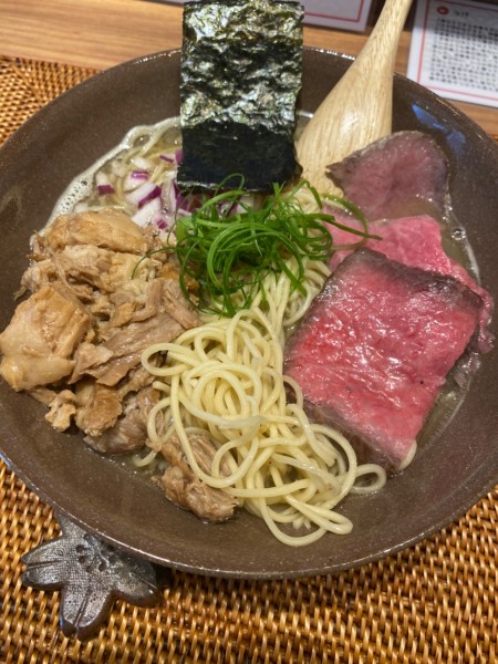 「夢に出てきた中華そば 2000」@Dad's Ramen 夢にでてきた中華そばの写真