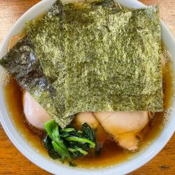 チャーシューメン　味付き玉子