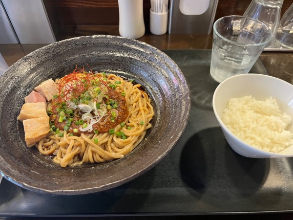 「麻婆まぜそば（プチライス付き）」@らぁ麺 やまぐち 辣式の写真