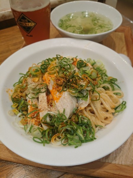 「ペールエール ＋【夏季限定】四川チキン冷麺」@伊蔵八味噌らーめんの写真