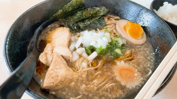 「あっさり煮干し中華」@LCMEN 庵の写真