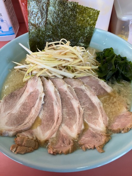 「ネギチャーシュー麺　中」@ラーメンショップ 埼大店の写真