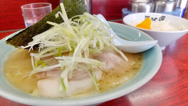 「#矢口家ラーメン #990円 #ライス #100円」@矢口家 平塚店の写真