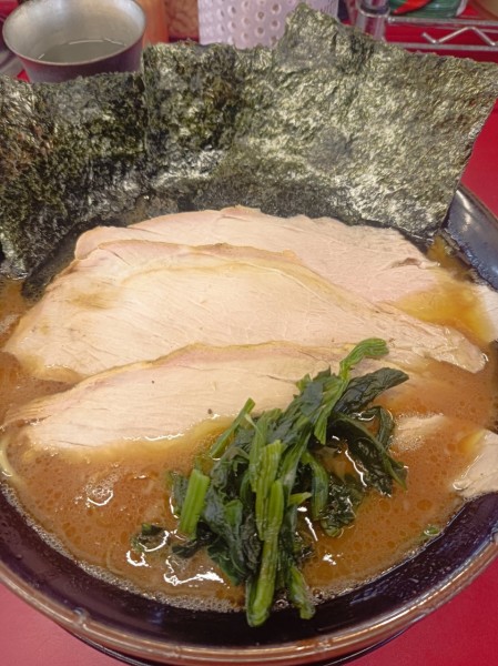 「チャーシュー麺(3枚)、中盛、ライス」@柏 王道家の写真