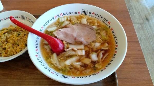 「おいしいラーメン＋半チャーハン_1140円」@どうとんぼり神座 ららぽーと立川立飛店の写真
