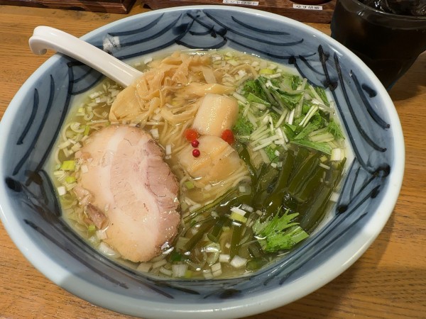 「塩らーめん」@らーめん しおの風 本店の写真