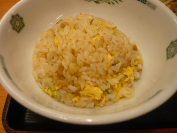 「半チャーハン」@日高屋 新橋駅前店の写真