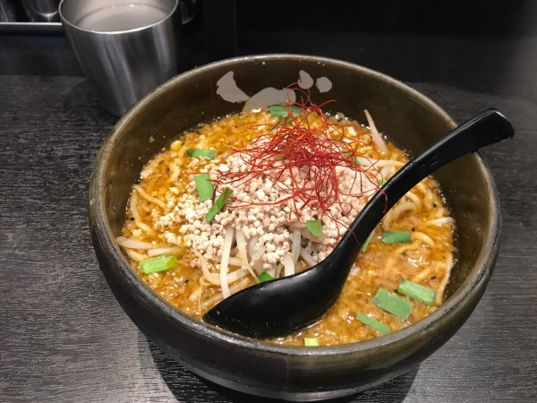 「みそカレーラーメン」@東京スタイルみそラーメン ど・みそ 東京ポートシティ竹芝店の写真