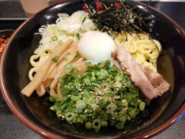 「油そば スペシャルトッピングA」@東京油組総本店 八王子組の写真