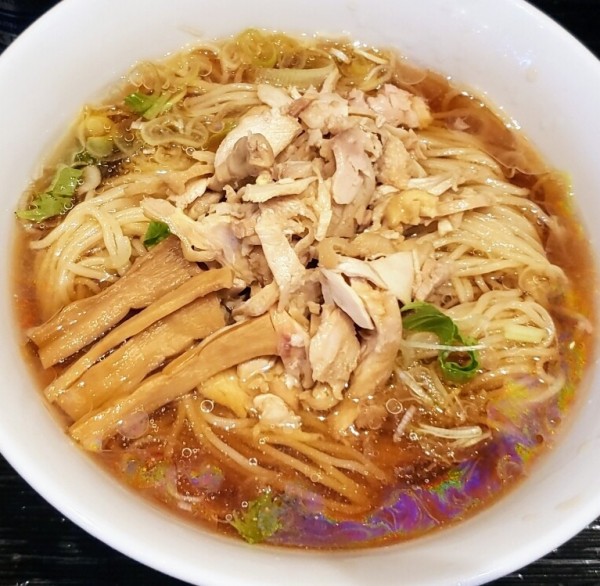 「【夏季限定】冷やし肉そば ９５０円」@龍のひげの写真