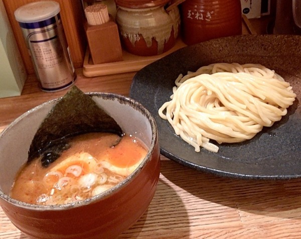 「つけ麺小盛りサービス味玉920円」@つけ麺屋 やすべえ 赤坂店の写真