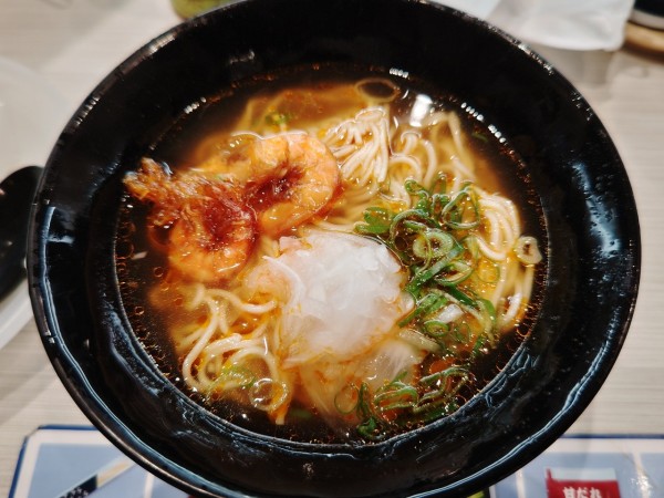 「本格トムヤムクンラーメン」@はま寿司 川越上寺山店の写真