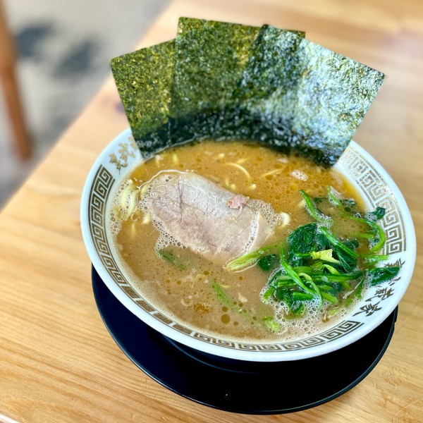 「裏むさ並/ライス」@横浜ラーメン 裏武蔵家 西千葉本店の写真