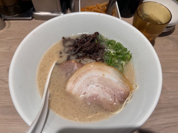 「白丸元味850円」@一風堂 ekie広島店の写真