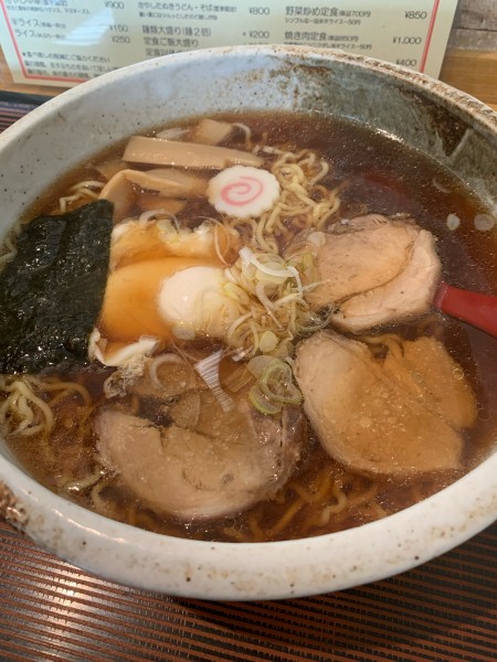 「特製ラーメン」@とりや食堂の写真