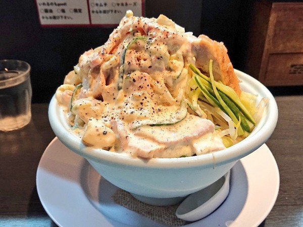 「大人のポテトサラダ二郎系冷やし中華」@らーめん 三極志の写真