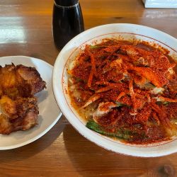 赤タン3辛 藤野ザンギ　¥1,260