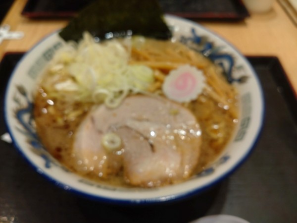 「中華そば(７４０円)」@舎鈴 田町駅前店の写真