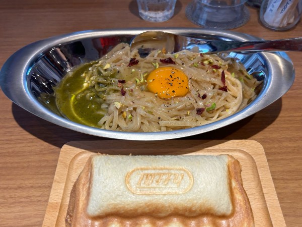 「【限定】ピスタチオと伊吹いりこのTKM1400円」@鶏Soba Toraやの写真