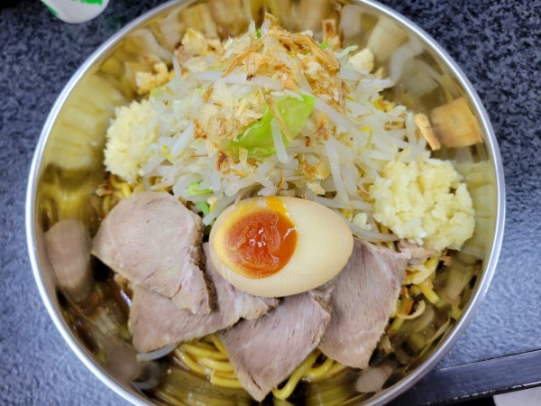 「汁なし大盛(ニンニク多め)」@らーめん 汁なし 兄貴んちの写真