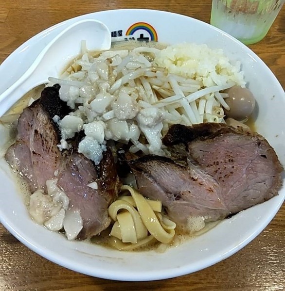 「にじまるラーメン 中(平太麺　麺量200g)」@麺屋 にじ丸の写真