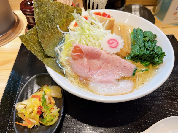 「芳醇 塩 味玉」@らーめん専門 Chu-Ru-Riの写真