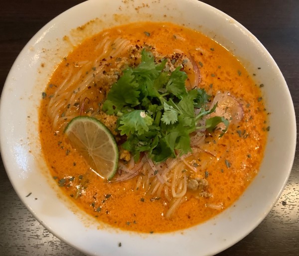 「[限定]冷やしトムヤムヌードル」@クラム&チキンヌードル クラチキの写真