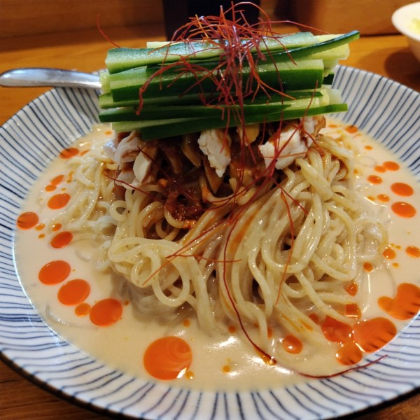 「冷たいごまそば　950円　大盛」@しなそば 天味の写真