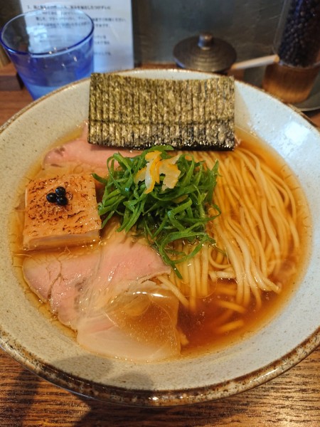 「醤油ラーメン」@RAMEN VILLAGE CAFEの写真