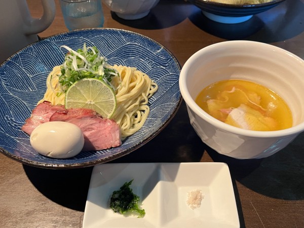 「つけ蕎麦 塩+窯焼きチャーシュー」@麺や 虎徹の写真