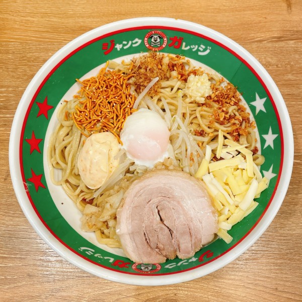 「まぜそば倍盛」@ジャンクガレッジ 大宮駅前店の写真