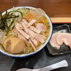 冷かけ（大盛・チャーシュー・味玉）