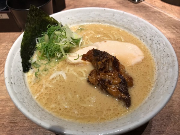 「鳥豚骨」@らーめん 会 神戸本店の写真