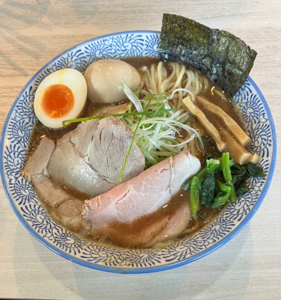 「豚骨魚介特製ラーメン大盛り　ライス」@麺屋 青山 酒々井店の写真