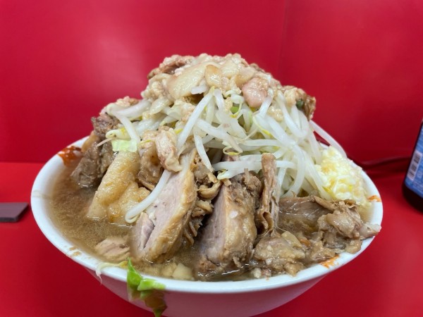 「小豚（にんにく、アブラマシマシ）」@ラーメン二郎 一橋学園店の写真