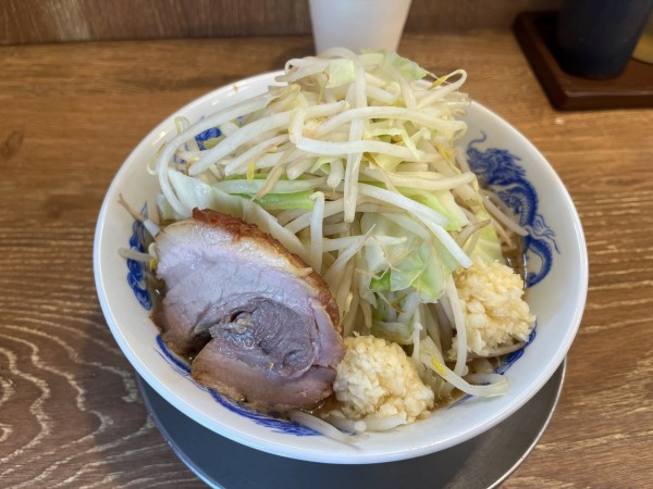 「ラーメン　ヤサイ増しニンニクダブル」@ジャンクガレッジ 北浦和店の写真
