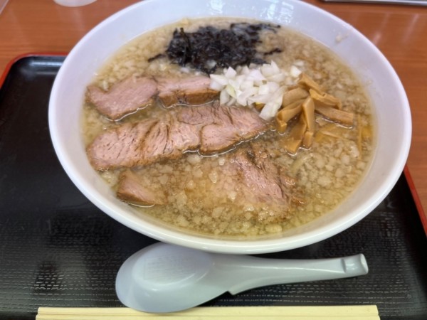 「背脂煮干」@肉煮干中華そば 鈴木ラーメン店の写真
