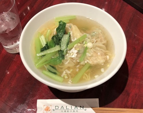 「海老ワンタン麺（1,155円）」@大連餃子基地 DALIAN 丸の内店の写真