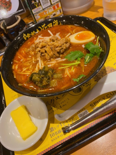 「魯珈スパイス　バタートッピング　1050円」@らあめん花月嵐 南行徳駅店の写真