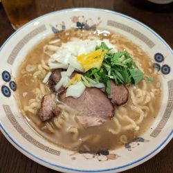 魚介鶏骨塩ラーメン850円