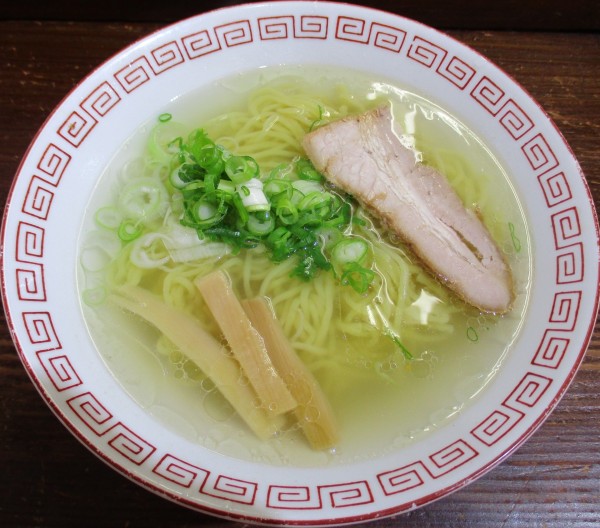 「平凡な塩中華そば　600円」@支那そば 菜華の写真